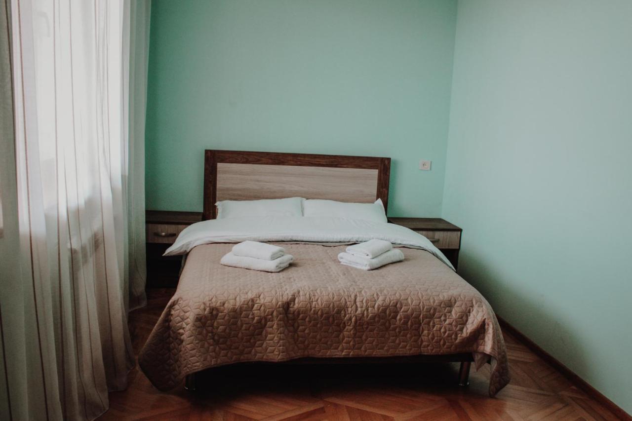 Big House Hotel Tbilisi Eksteriør billede