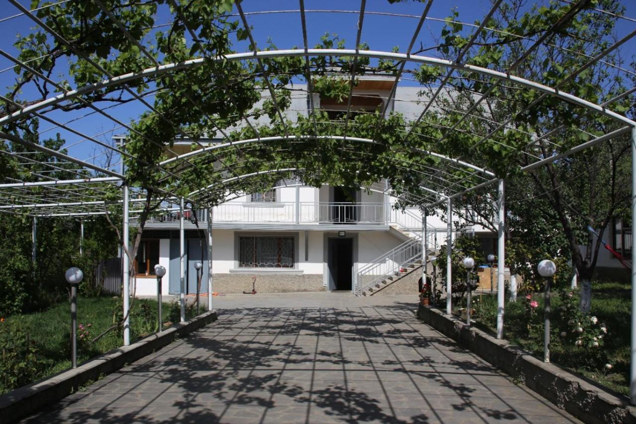 Big House Hotel Tbilisi Eksteriør billede
